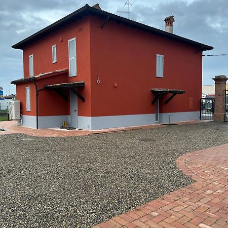 Vrenozi Home Piacenza Luaran gambar